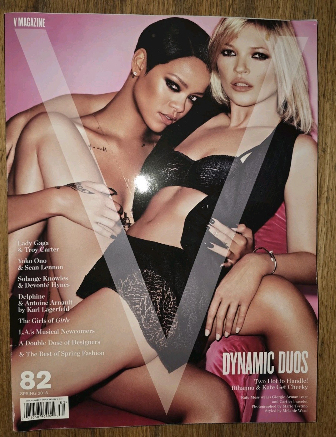 V Magazine March 2013 Rihanna & Kate Moss Hot Cover #1 of 2, NEWSSTAND COPY Mint
