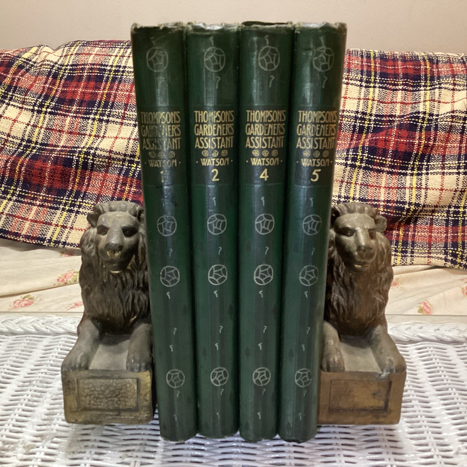 Thompson’s Gardener’s Assistant 1905 Gresham Publishing Talwin Morris Designs
