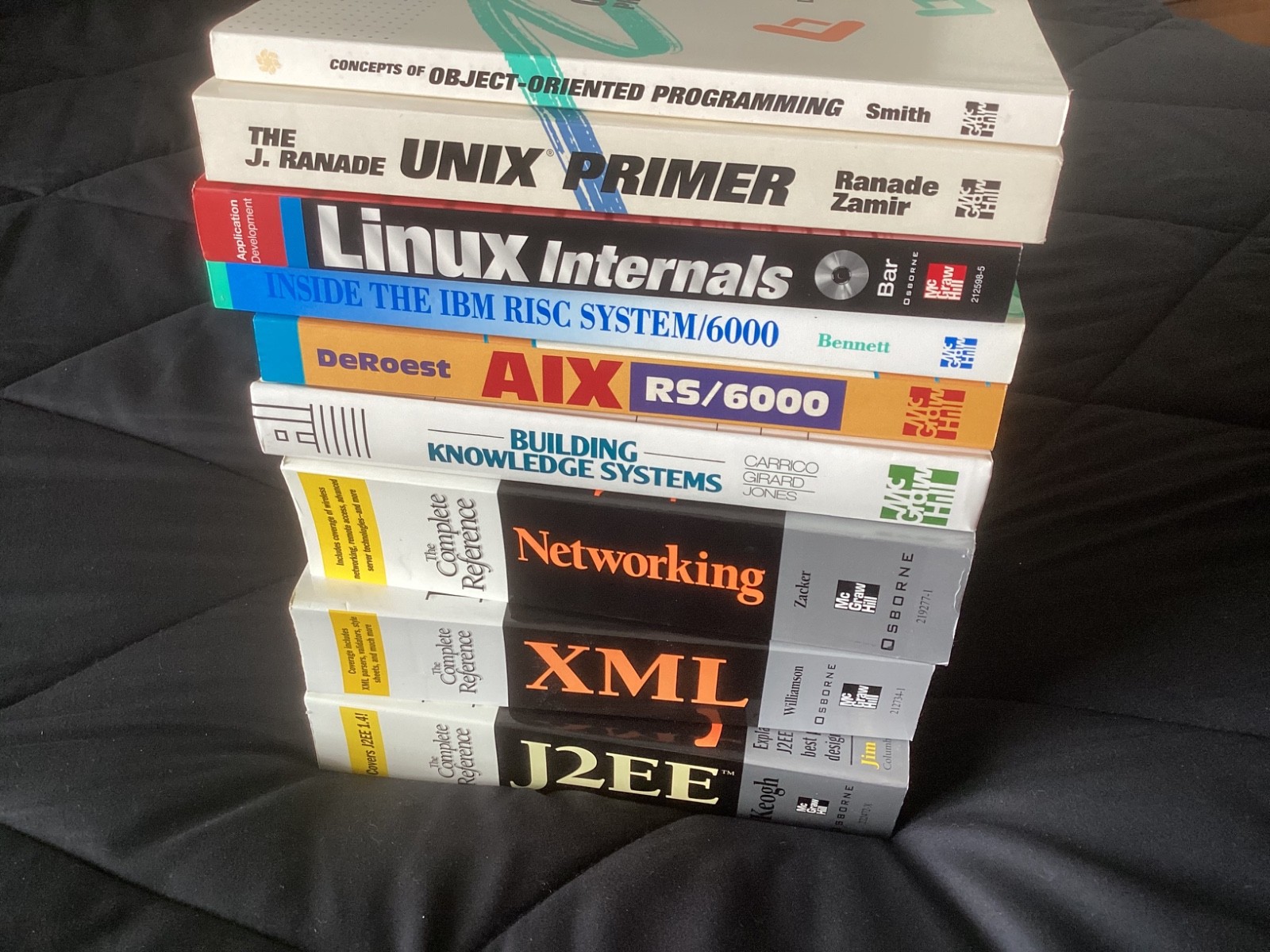 McGraw Hill Lot of 9 Books, Linux, Unix,