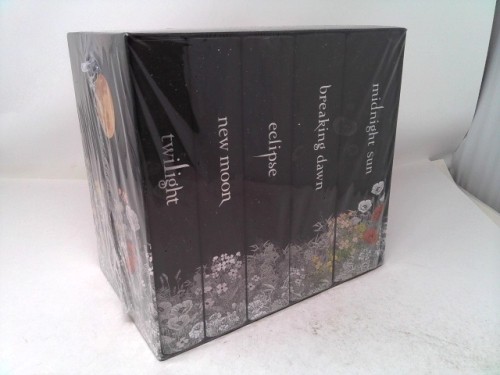 The Twilight Saga Deluxe Hardcover Collection by Meyer, Stephenie