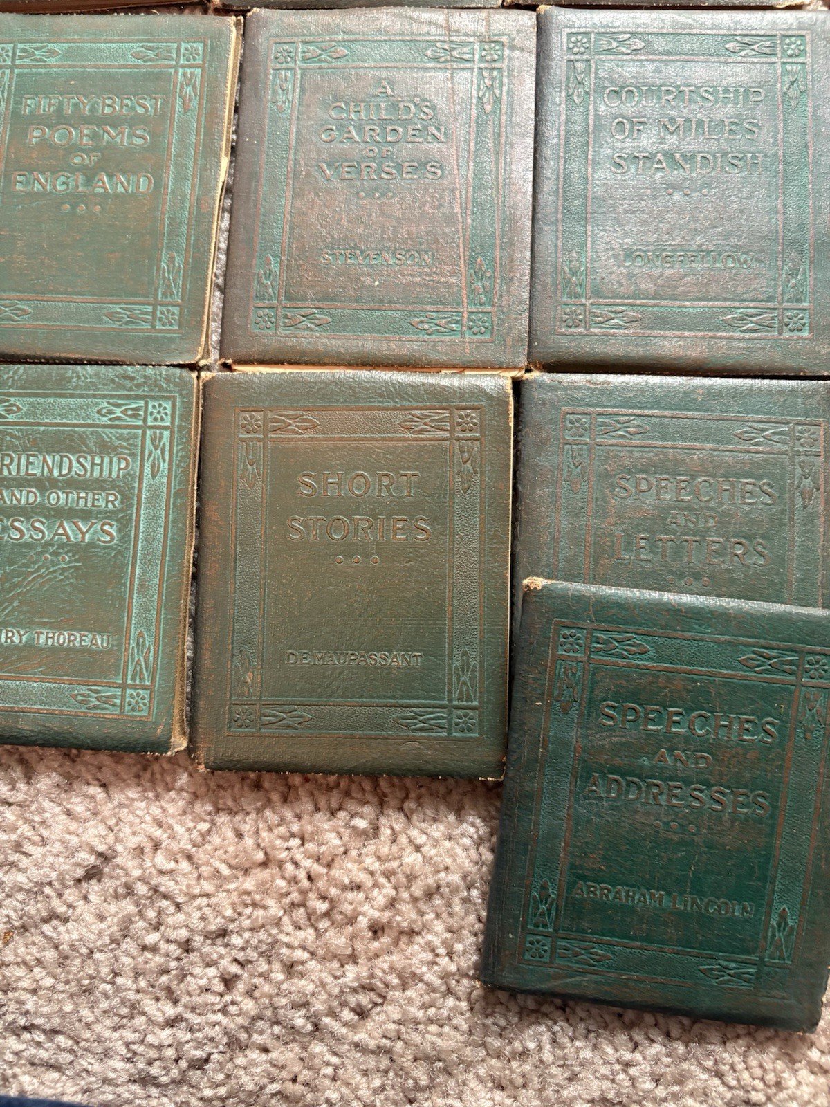26 Antique Little Leather Library Mini Books Lot Wilde Dickens Stevenson