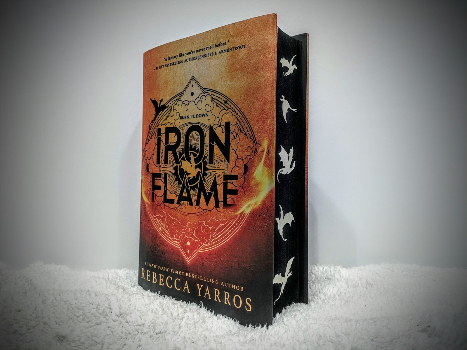 Iron Flame dragon Sprayed Edges Rebecca Yarros NOT FIRST PRINT hand sprayed edge