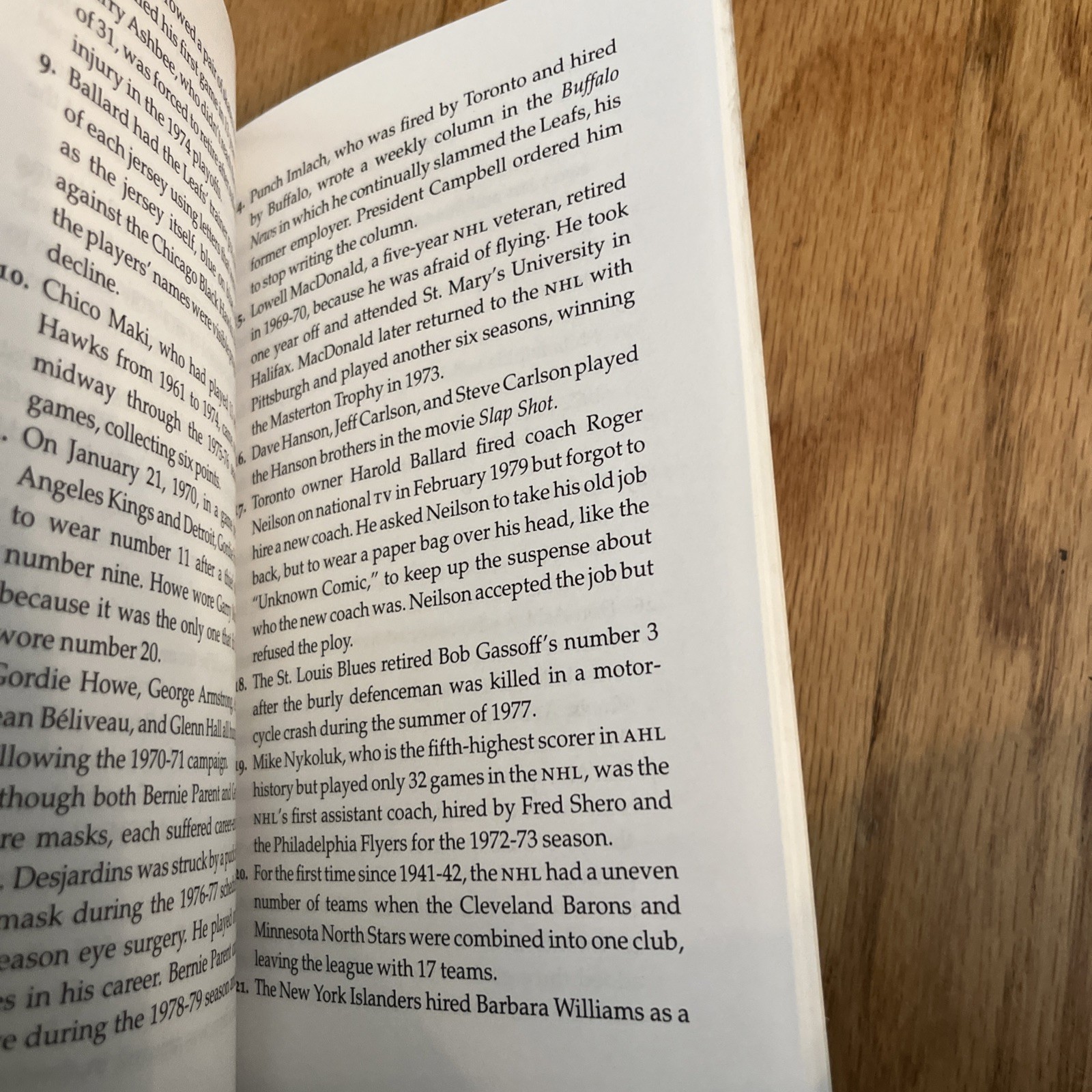 The Official NHL 1970s Quiz Book by Dan Diamond (1994) – Hockey Trivia Book