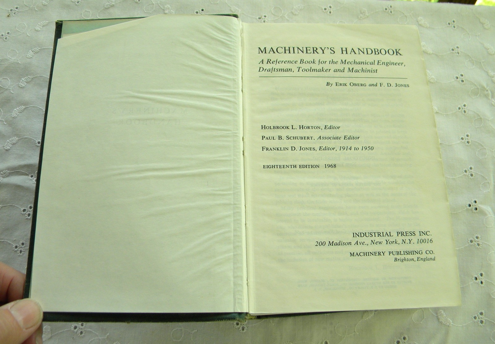 Machinery’s Handbook Eighteenth Edition HC 1968 Oberg & Jones Industrial Press
