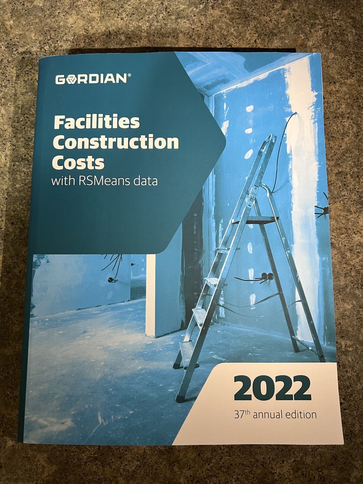 Facilities Construction Costs with Rsmeans Data : 60202 by Rsmeans (2021, Trade