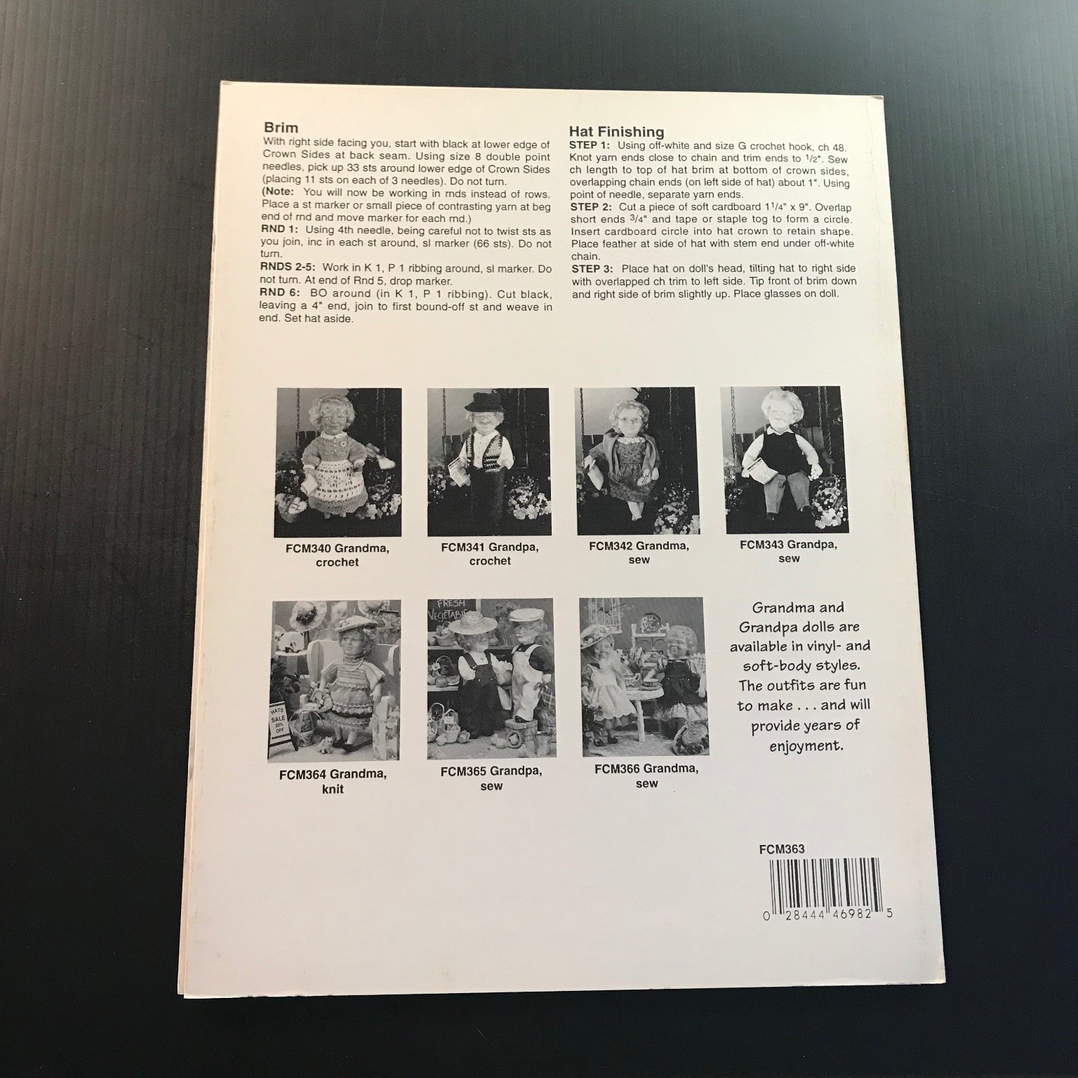 Grandpa at the Park Fibre-Craft FCM363 1993 Knitting Doll Clothes Pattern